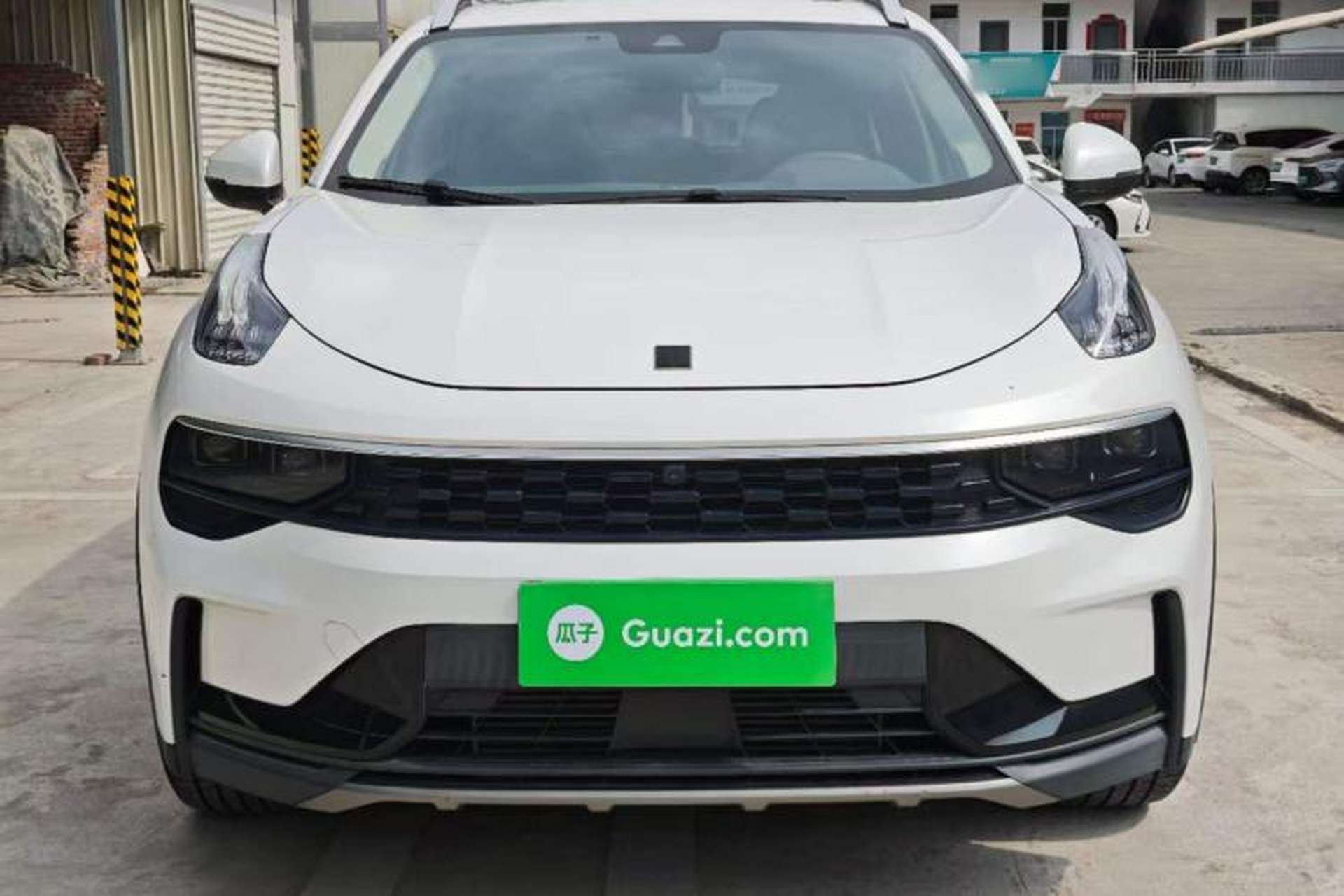 Used Lynk & Co 01 2021 2.0TD Two-Wheel-Drive Pro Trim Exterior 1
