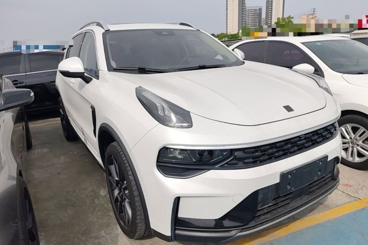 Used Lynk & Co 01 2021 2.0TD Two-Wheel-Drive Pro Trim Exterior 1