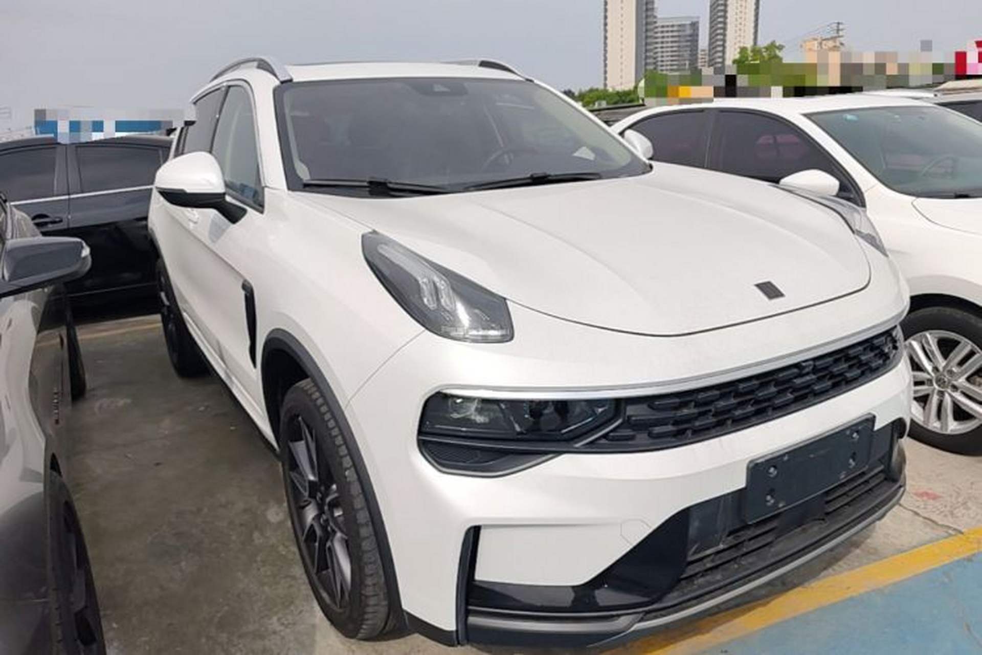 Used Lynk & Co 01 2021 2.0TD Two-Wheel-Drive Pro Trim Exterior 1