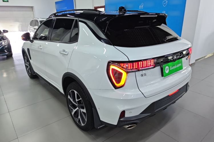 Used Lynk & Co 01 2021 2.0TD Four-Wheel Drive Hype-Halo Exterior 2