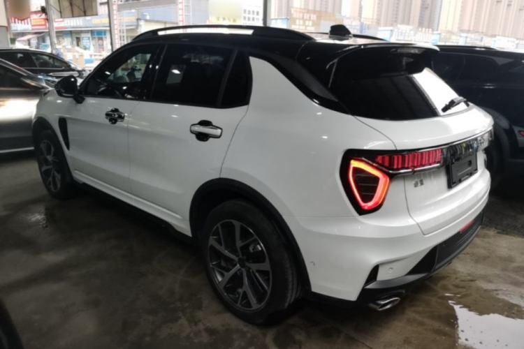 Used Lynk & Co 01 2021 2.0TD Four-Wheel Drive Hype-Halo Exterior 2