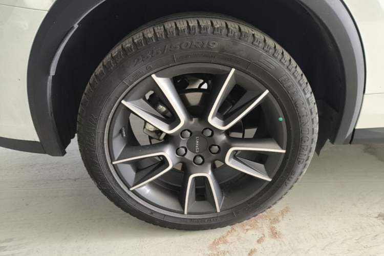 Used Lynk & Co 01 2021 2.0TD Two-Wheel-Drive Pro Trim Exterior 5