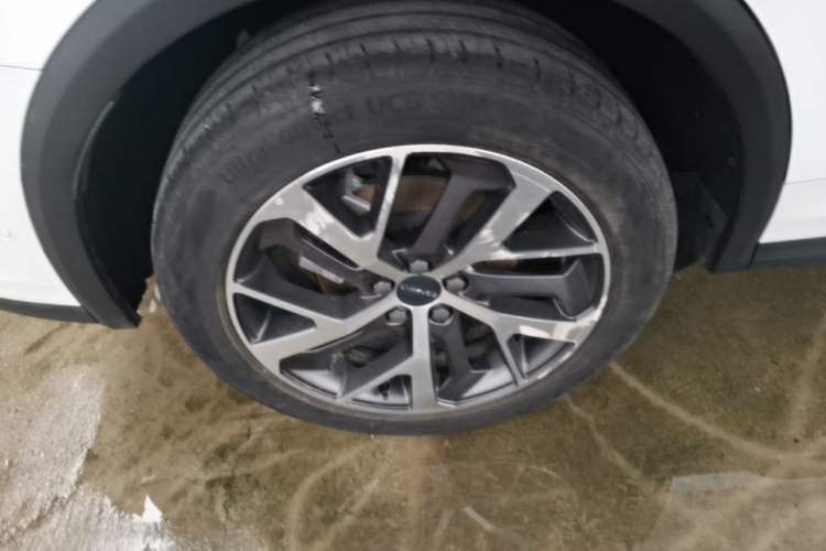 Used Lynk & Co 01 2021 2.0TD Four-Wheel Drive Hype-Halo Exterior 5