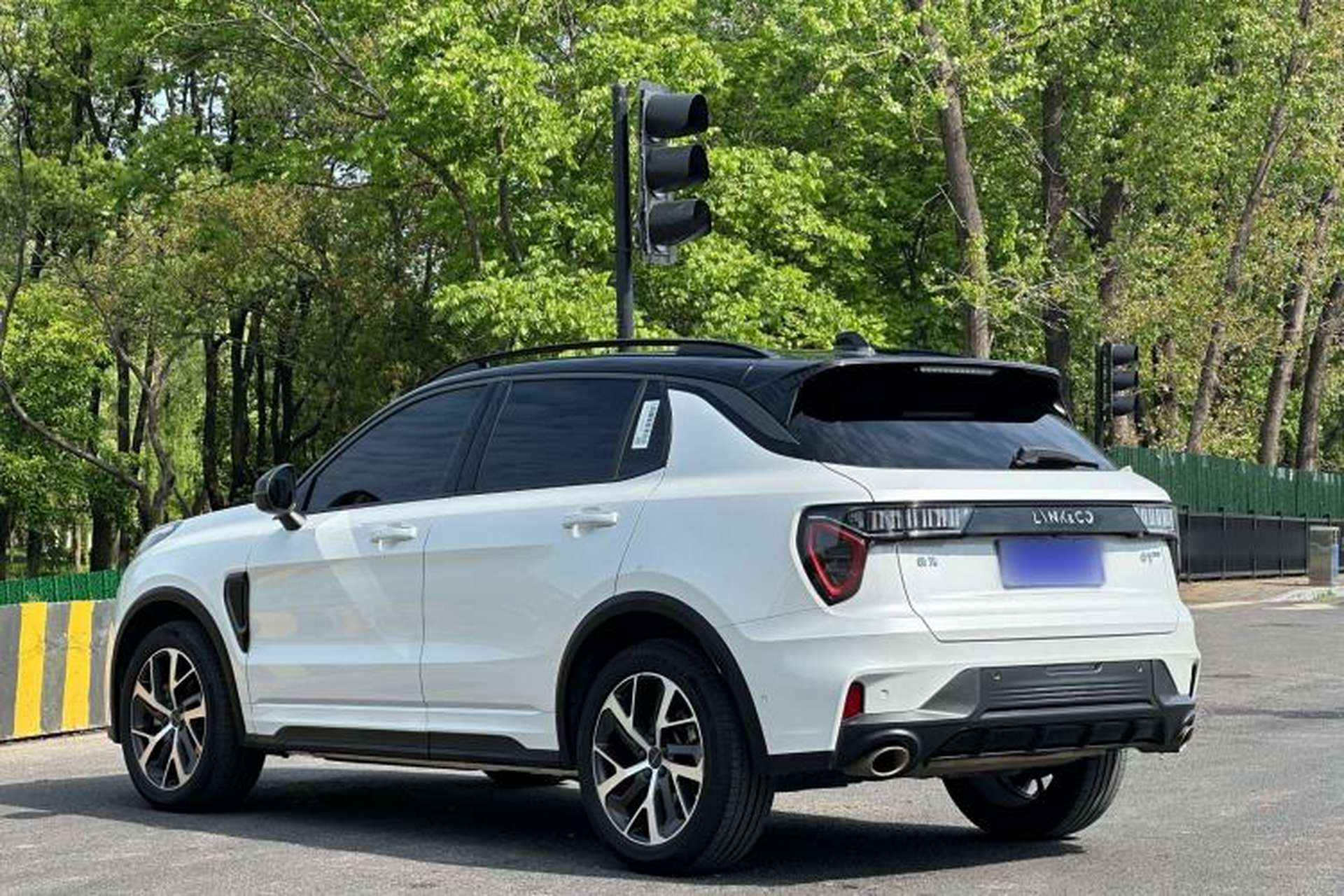 Used Lynk & Co 01 2021 2.0TD Four-Wheel Drive Hype-Halo Exterior 7