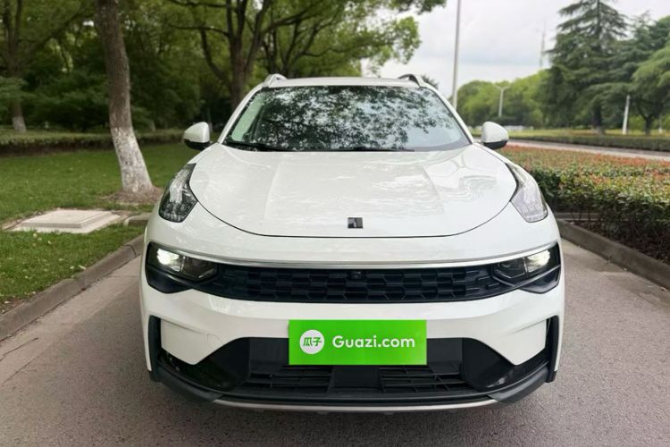 Used Lynk & Co 01 2021 2.0TD Two-Wheel-Drive Pro Trim Exterior 7