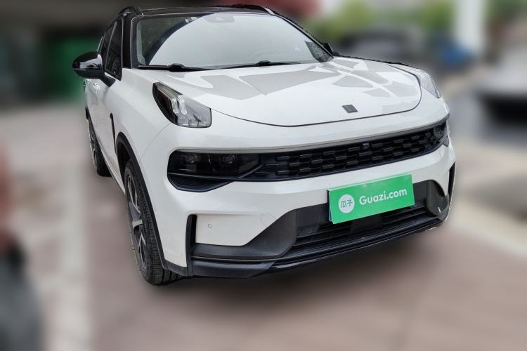 Used Lynk & Co 01 2021 2.0TD Four-Wheel Drive Hype-Halo Front Right 45 Deg