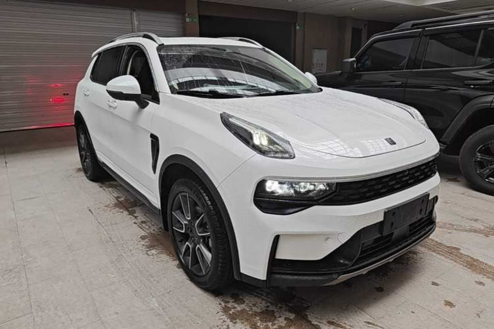Used Lynk & Co 01 2021 2.0TD Two-Wheel-Drive Pro Trim Front Right 45 Deg
