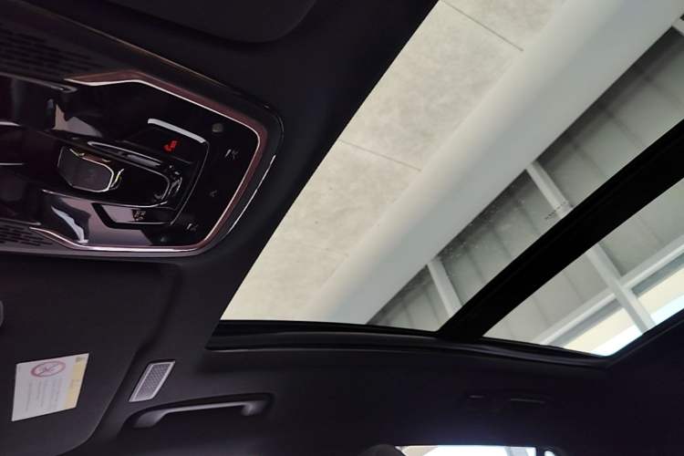 Used Lynk & Co 01 2021 2.0TD Four-Wheel Drive Hype-Halo Headliner