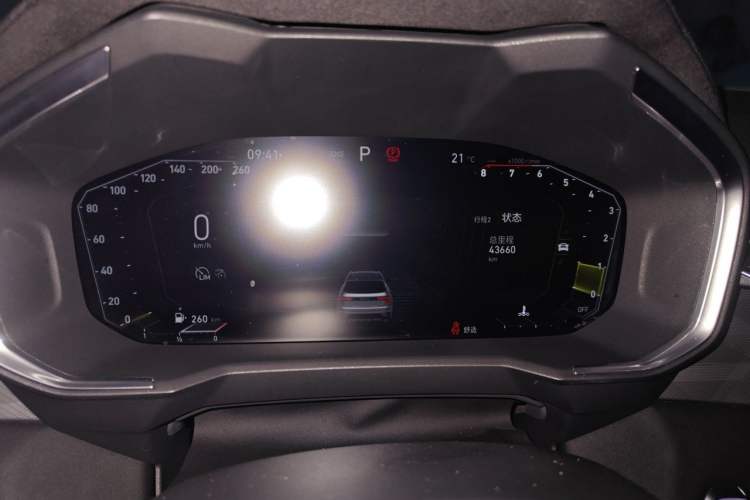 Used Lynk & Co 01 2021 2.0TD Two-Wheel-Drive Pro Trim Instrument Cluster