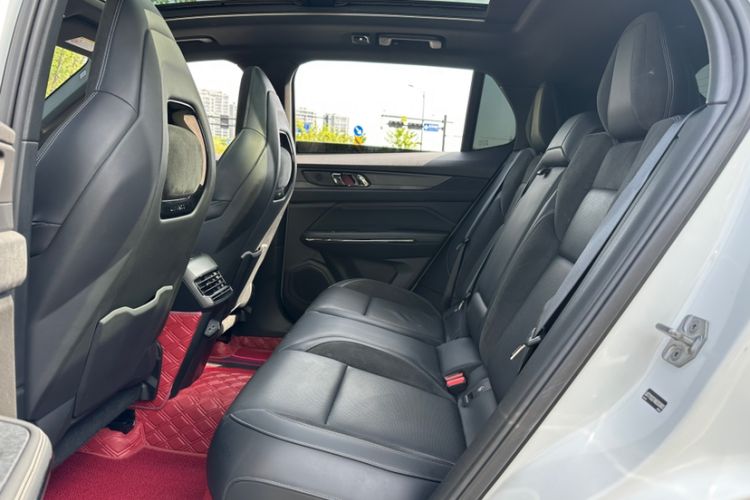 Used Lynk & Co 01 2021 2.0TD Four-Wheel Drive Hype-Halo Interior 7