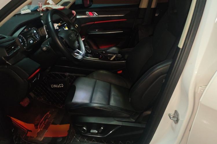 Used Lynk & Co 01 2021 2.0TD Two-Wheel-Drive Pro Trim Left Front Seat