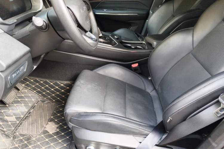Used Lynk & Co 01 2021 2.0TD Two-Wheel-Drive Pro Trim Left Front Seat