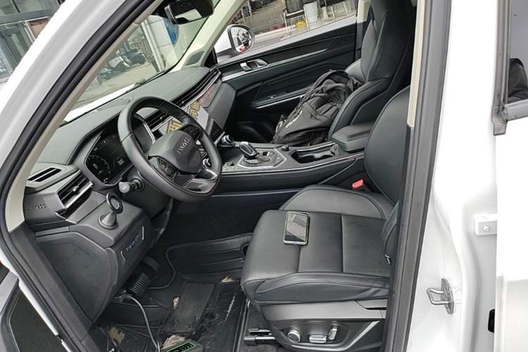 Used Lynk & Co 01 2021 2.0TD Two-Wheel-Drive Pro Trim Left Front Seat