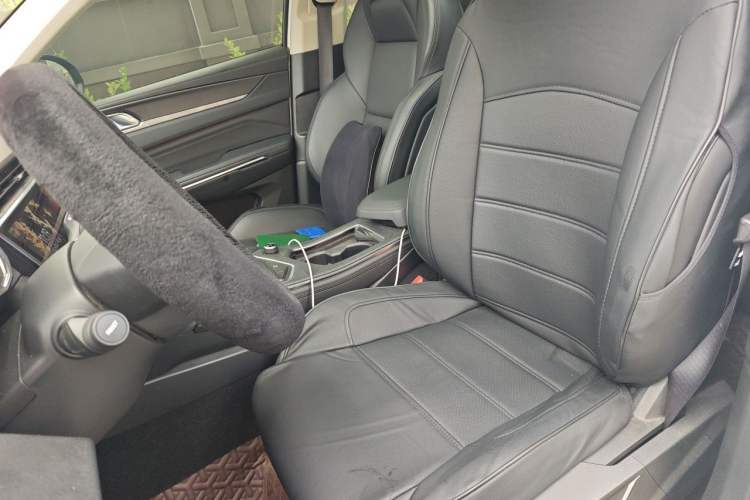 Used Lynk & Co 01 2021 2.0TD Two-Wheel-Drive Pro Trim Left Front Seat