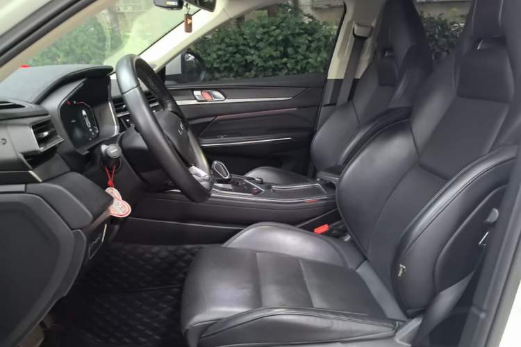 Used Lynk & Co 01 2021 2.0TD Two-Wheel-Drive Pro Trim Left Front Seat