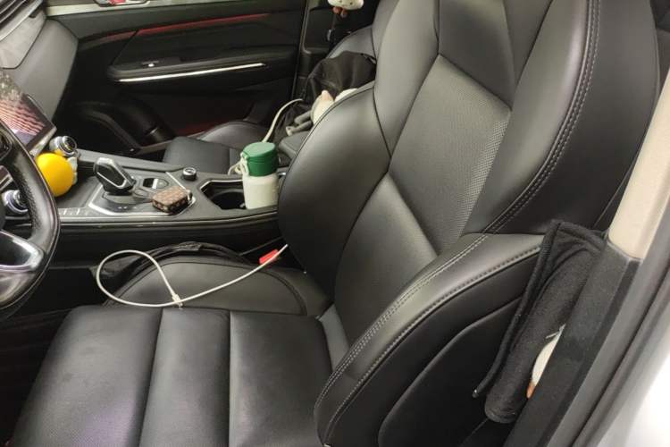 Used Lynk & Co 01 2021 2.0TD Two-Wheel-Drive Pro Trim Left Front Seat