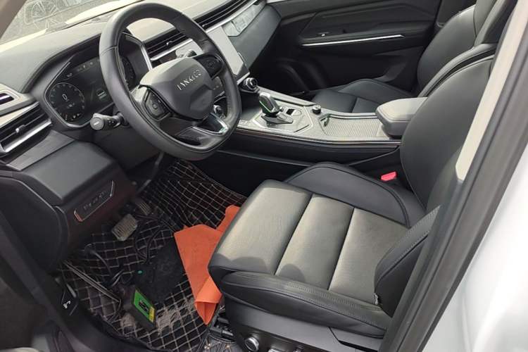 Used Lynk & Co 01 2021 2.0TD Two-Wheel-Drive Pro Trim Left Front Seat