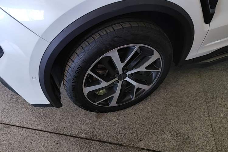 Used Lynk & Co 01 2021 2.0TD Four-Wheel Drive Hype-Halo Left Front Wheel Hub