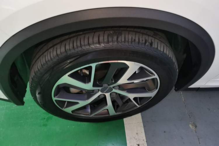 Used Lynk & Co 01 2021 2.0TD Four-Wheel Drive Hype-Halo Left Front Wheel Hub