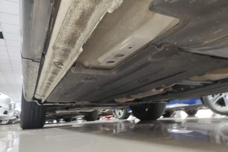 Used Lynk & Co 01 2021 2.0TD Four-Wheel Drive Hype-Halo Left Side Sill