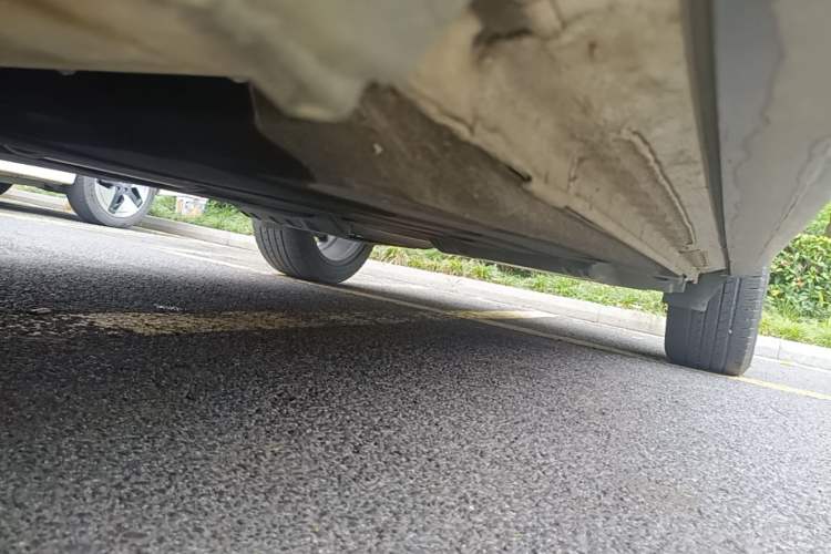 Used Lynk & Co 01 2021 2.0TD Two-Wheel-Drive Pro Trim Left Side Sill