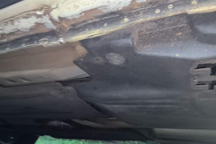 Used Lynk & Co 01 2021 2.0TD Two-Wheel-Drive Pro Trim Left Side Sill