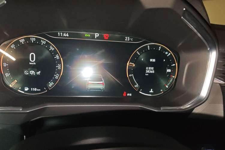 Used Lynk & Co 01 2021 2.0TD Two-Wheel-Drive Pro Trim Odometer Close Up