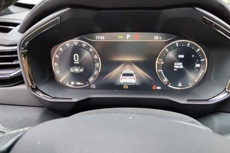 Used Lynk & Co 01 2021 2.0TD Four-Wheel Drive Hype-Halo Odometer Close Up