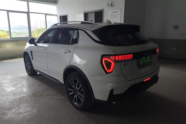 Used Lynk & Co 01 2021 2.0TD Two-Wheel-Drive Pro Trim Rear Left 45 Deg