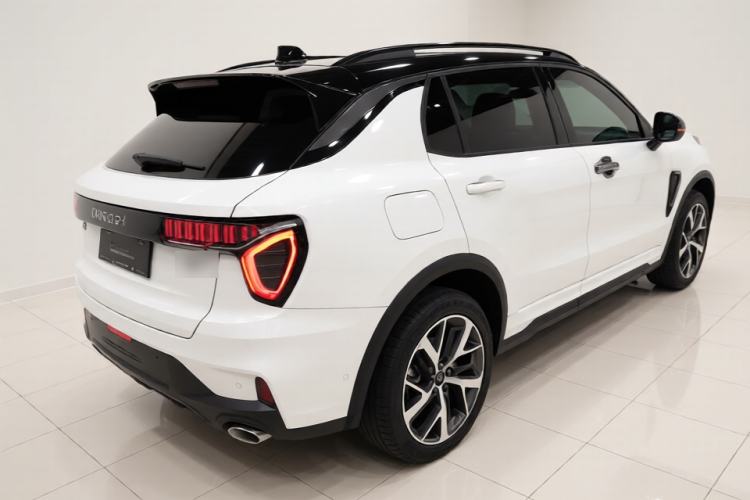 Used Lynk & Co 01 2021 2.0TD Four-Wheel Drive Hype-Halo Rear Right 45 Deg