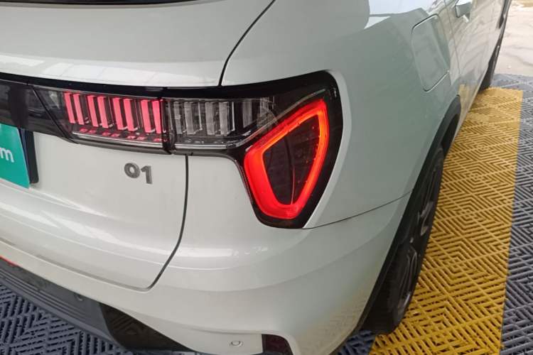 Used Lynk & Co 01 2021 2.0TD Two-Wheel-Drive Pro Trim Right Rear Taillight