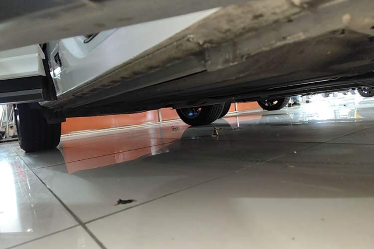 Used Lynk & Co 01 2021 2.0TD Two-Wheel-Drive Pro Trim Right Side Sill