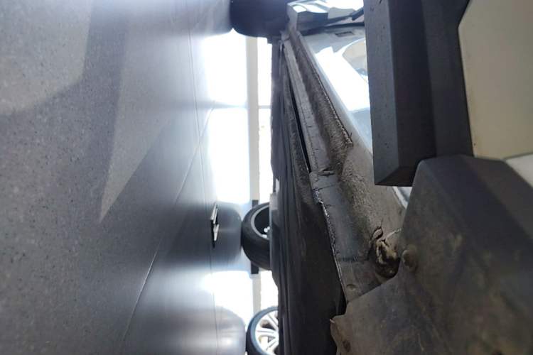 Used Lynk & Co 01 2021 2.0TD Four-Wheel Drive Hype-Halo Right Side Sill