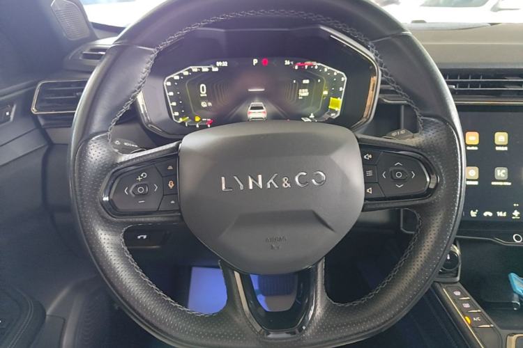 Used Lynk & Co 01 2021 2.0TD Four-Wheel Drive Hype-Halo Steering Wheel