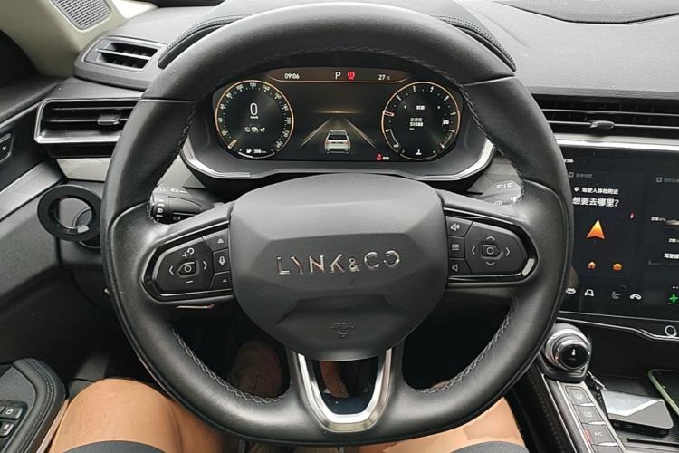 Used Lynk & Co 01 2021 2.0TD Two-Wheel-Drive Pro Trim Steering Wheel