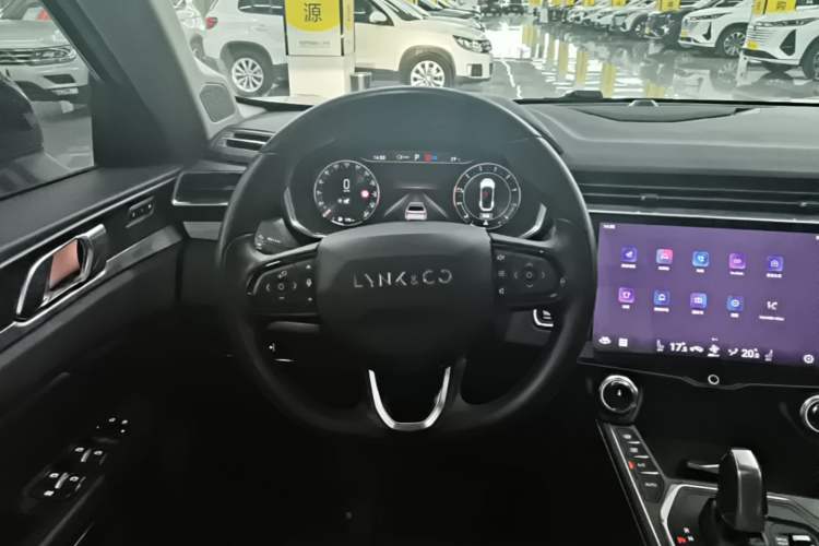 Used Lynk & Co 01 2021 2.0TD Two-Wheel-Drive Pro Trim Steering Wheel