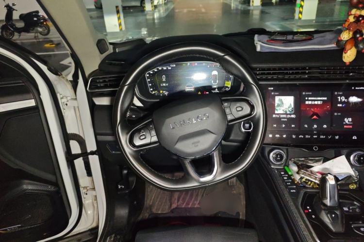 Used Lynk & Co 01 2021 2.0TD Two-Wheel-Drive Pro Trim Steering Wheel