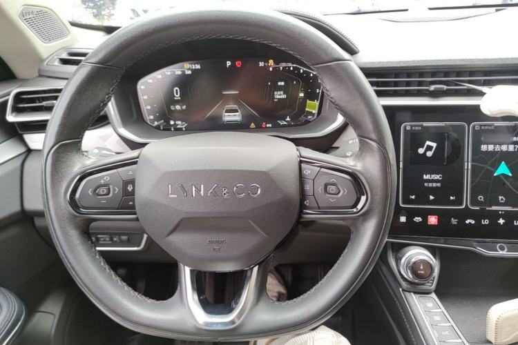 Used Lynk & Co 01 2021 2.0TD Two-Wheel-Drive Pro Trim Steering Wheel