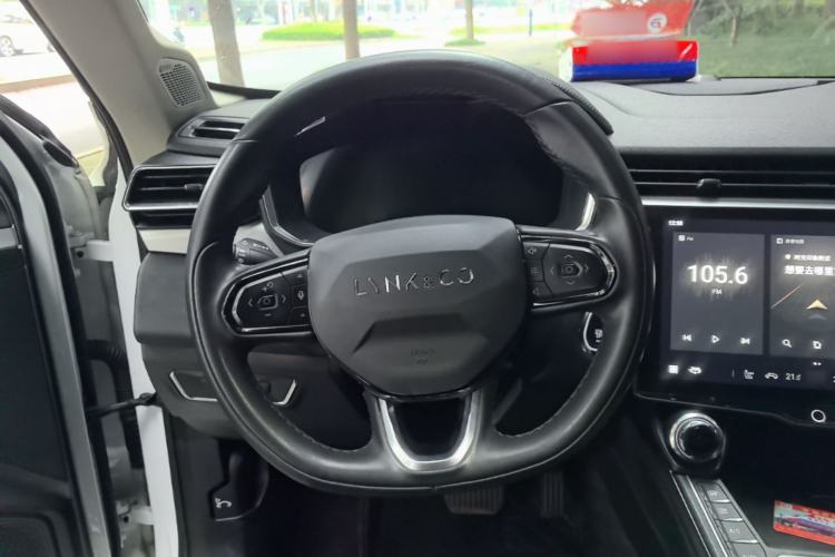 Used Lynk & Co 01 2021 2.0TD Two-Wheel-Drive Pro Trim Steering Wheel
