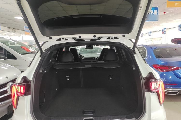 Used Lynk & Co 01 2021 2.0TD Four-Wheel Drive Hype-Halo Trunk