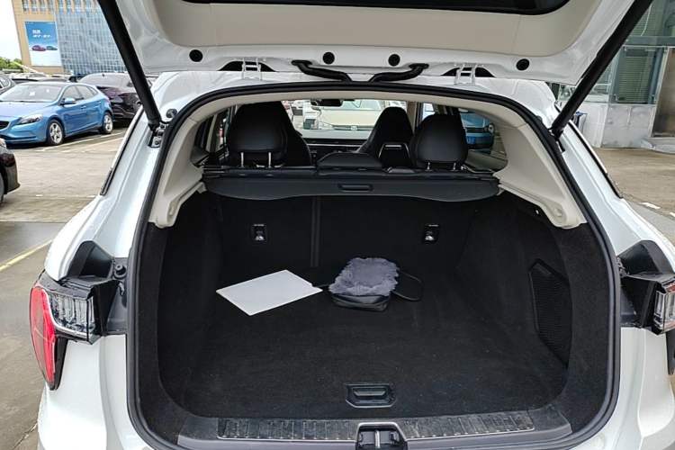 Used Lynk & Co 01 2021 2.0TD Two-Wheel-Drive Pro Trim Trunk