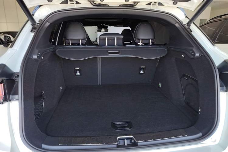 Used Lynk & Co 01 2021 2.0TD Four-Wheel Drive Hype-Halo Trunk