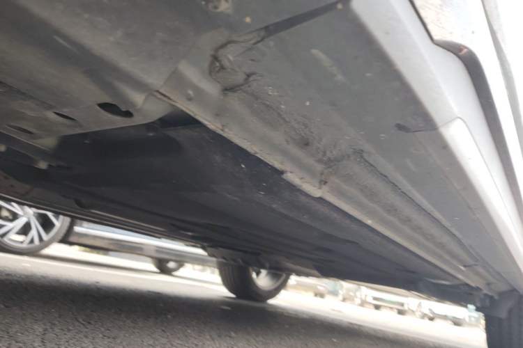 Used Lynk & Co 01  Chassis Front Left