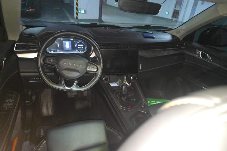 Used Lynk & Co 01 2023 2.0TD Two-Wheel Drive Asian Games Edition Center Console