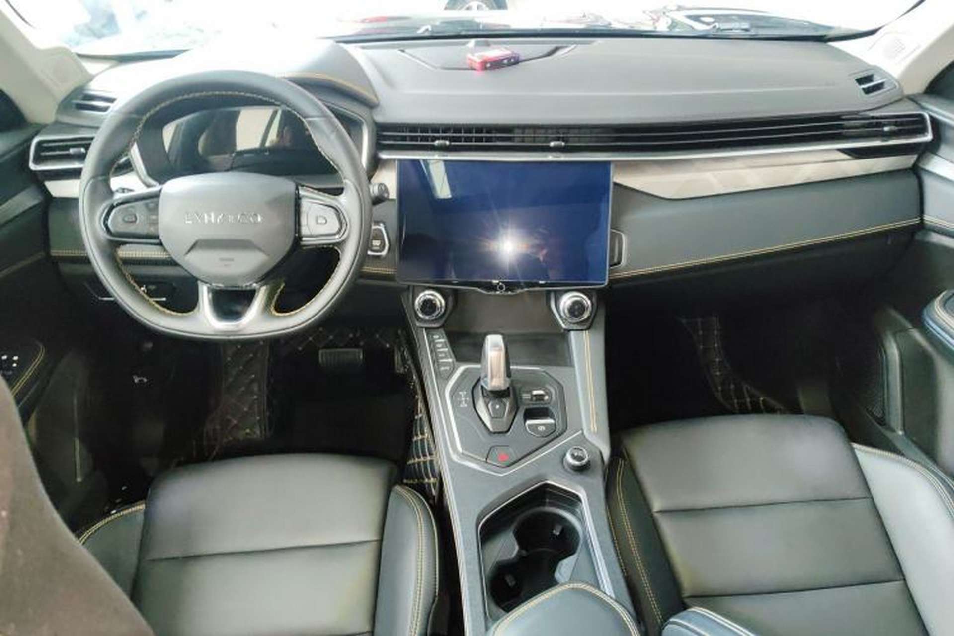 Used Lynk & Co 01 2023 2.0TD Two-Wheel Drive Asian Games Edition Center Console