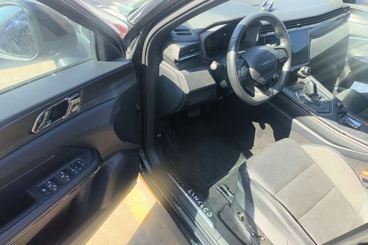Used Lynk & Co 01 2023 1.5TD EM-F PM Driver Seat