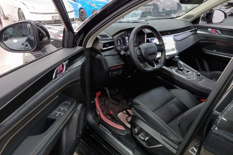 Used Lynk & Co 01 2023 2.0TD Two-Wheel Drive Pro Trim Driver Seat