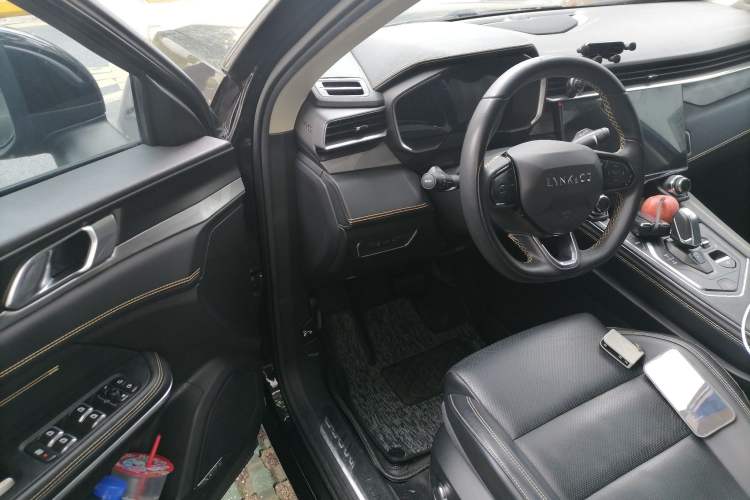 Used Lynk & Co 01 2023 2.0TD Two-Wheel Drive Pro Trim Driver Seat