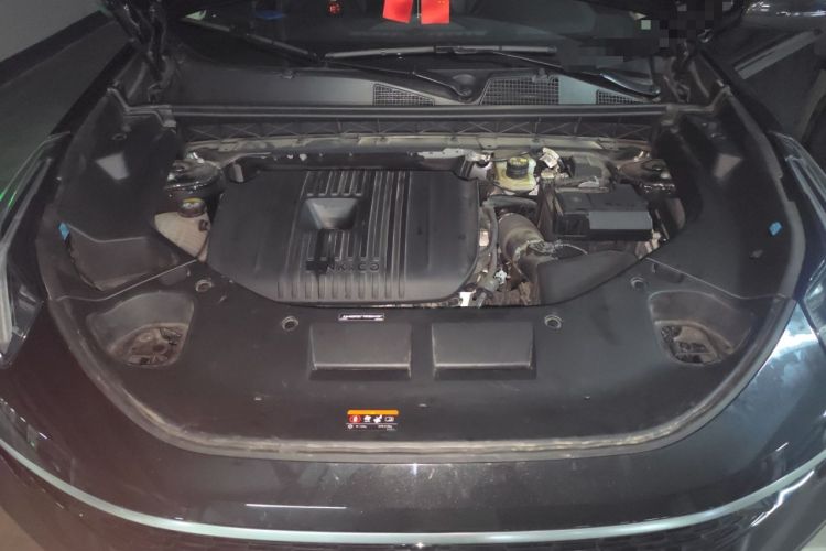 Used Lynk & Co 01 2023 2.0TD Two-Wheel Drive Pro Trim Engine Bay