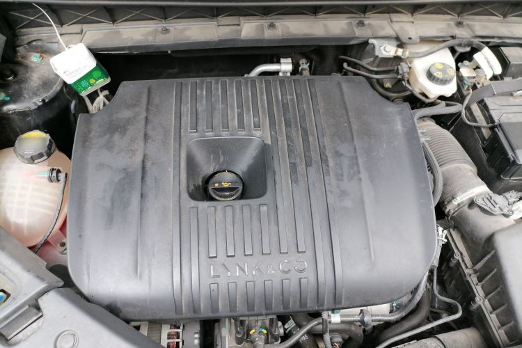 Used Lynk & Co 01 2023 2.0TD Two-Wheel Drive Pro Trim Engine Bay